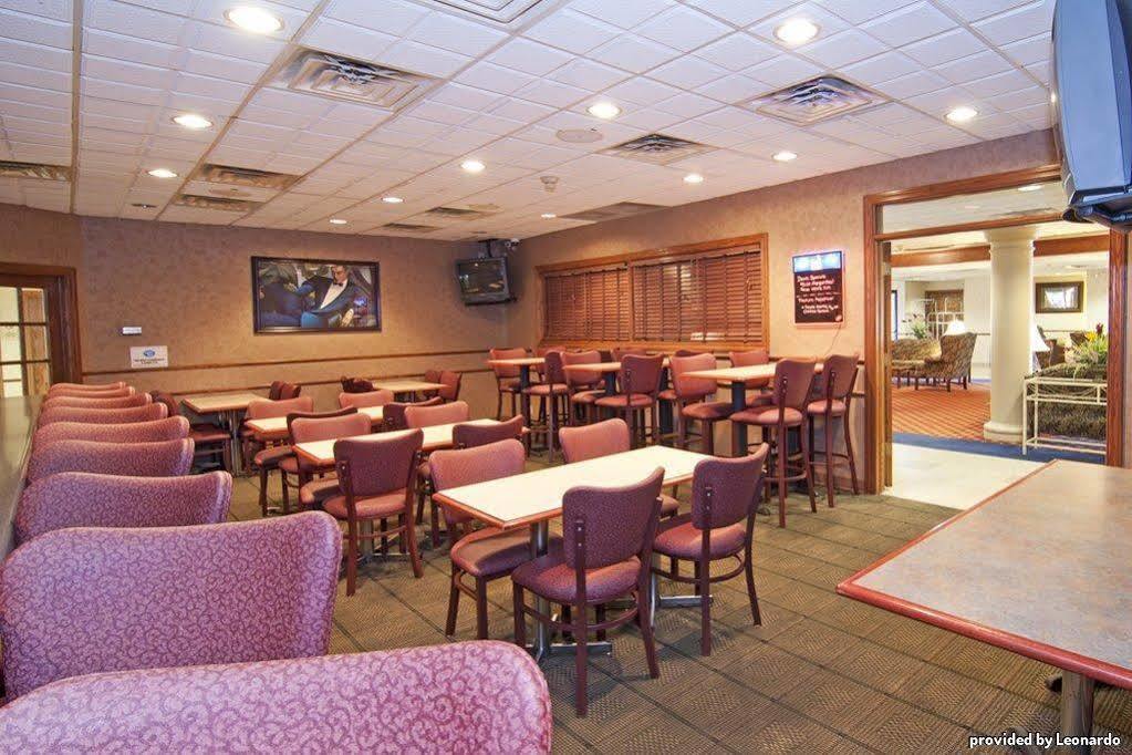 Norwood Inn & Suites Mankato North Mankato Экстерьер фото