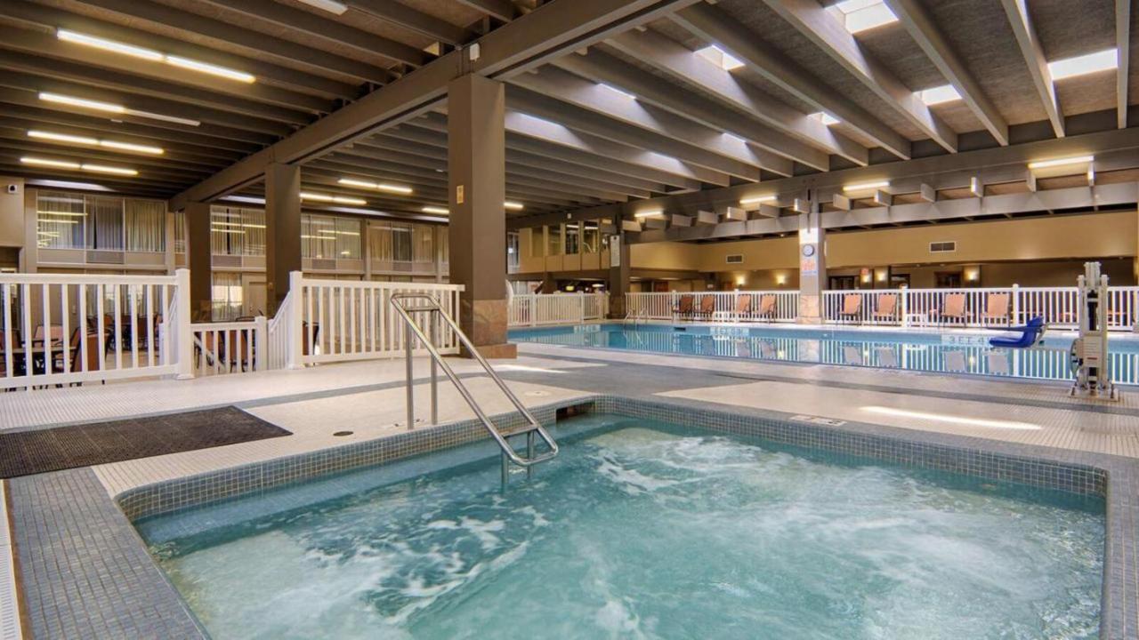 Norwood Inn & Suites Mankato North Mankato Экстерьер фото