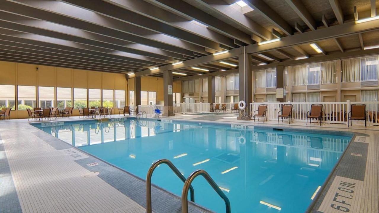 Norwood Inn & Suites Mankato North Mankato Экстерьер фото